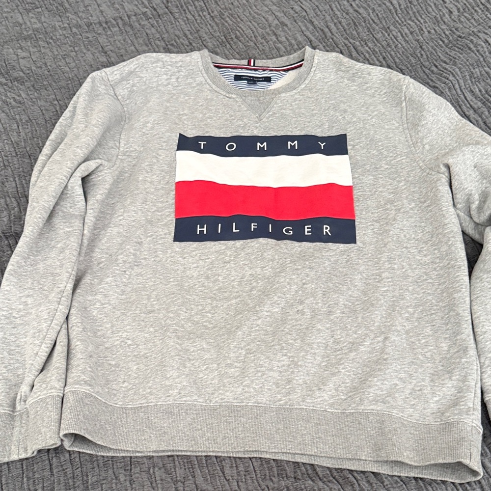 Tommy Hilfiger Gray Crewneck Sweater with Logo